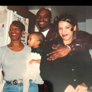 Meet your Posher, Miranda